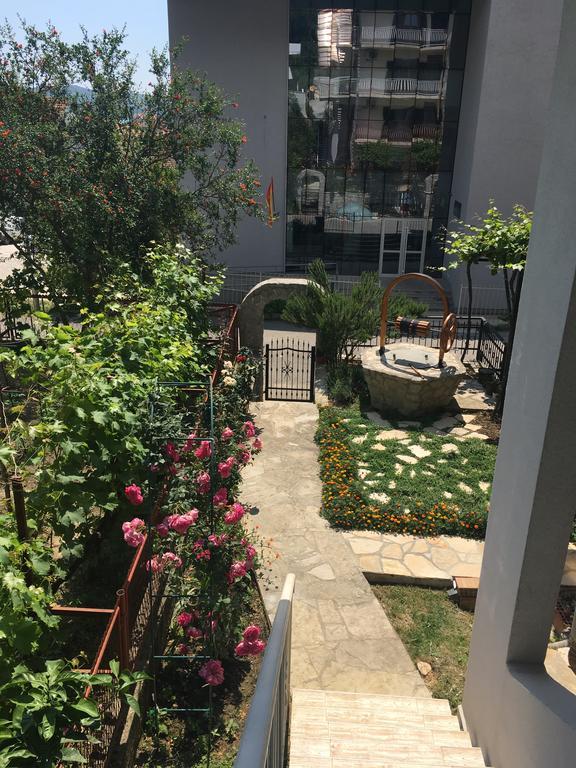 Apartments Milena Tivat Exterior photo
