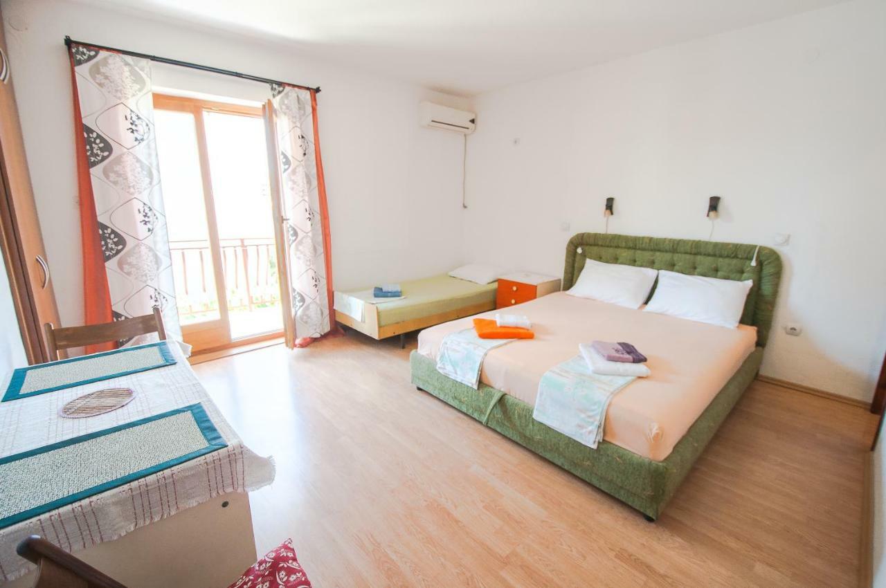 Apartments Milena Tivat Exterior photo